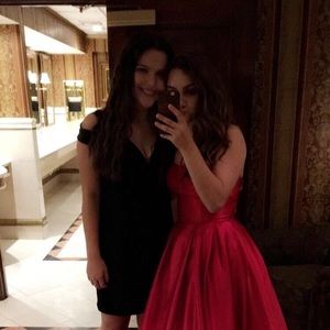 Meet your Posher, Emma